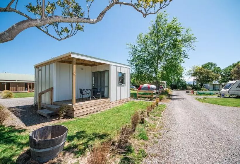 호텔 Martinborough Top 10 Holiday Park