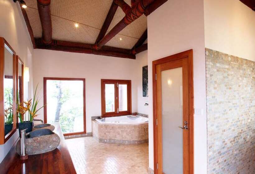 فندق Nanuku Resort Fiji