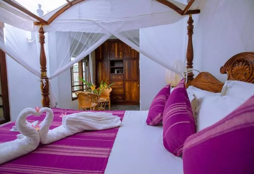 Hotel Niyagama House