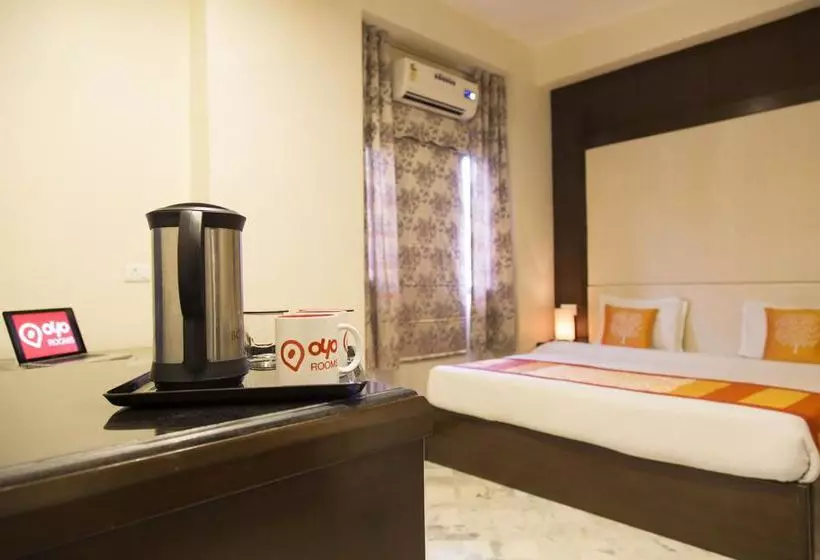 Hotel Oyo Rooms Bani Park Shri Ram Marg