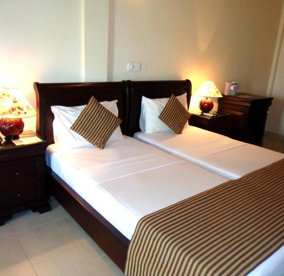 호텔 Paradise Beach Club