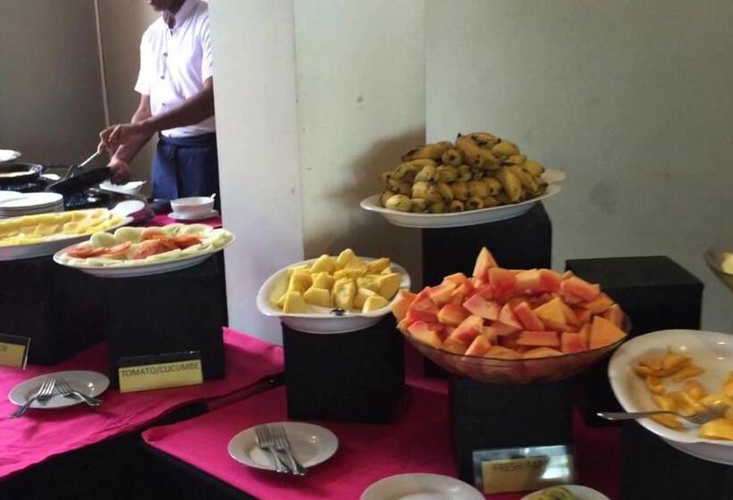 호텔 Paradise Beach Club