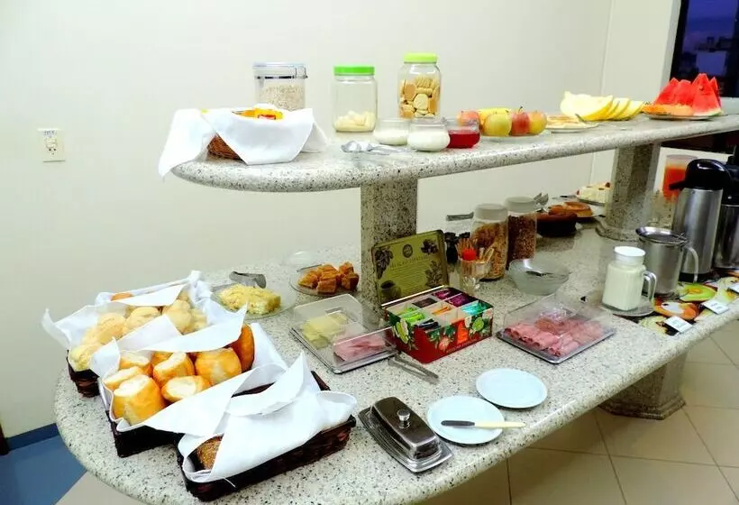 Отель Pequeno Mundo Ii