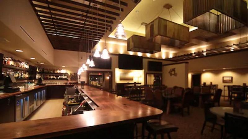 בית מלון כפרי Teddy's Residential Suites New Town