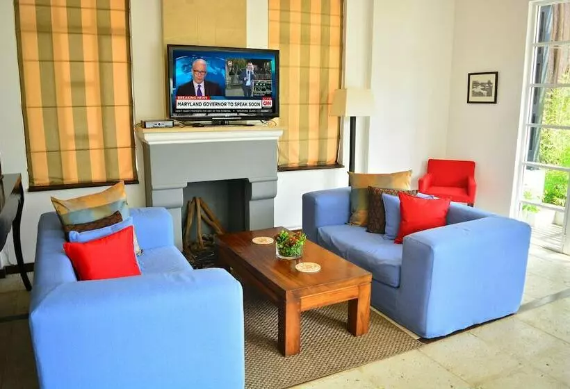 בית מלון כפרי Unique Cottages