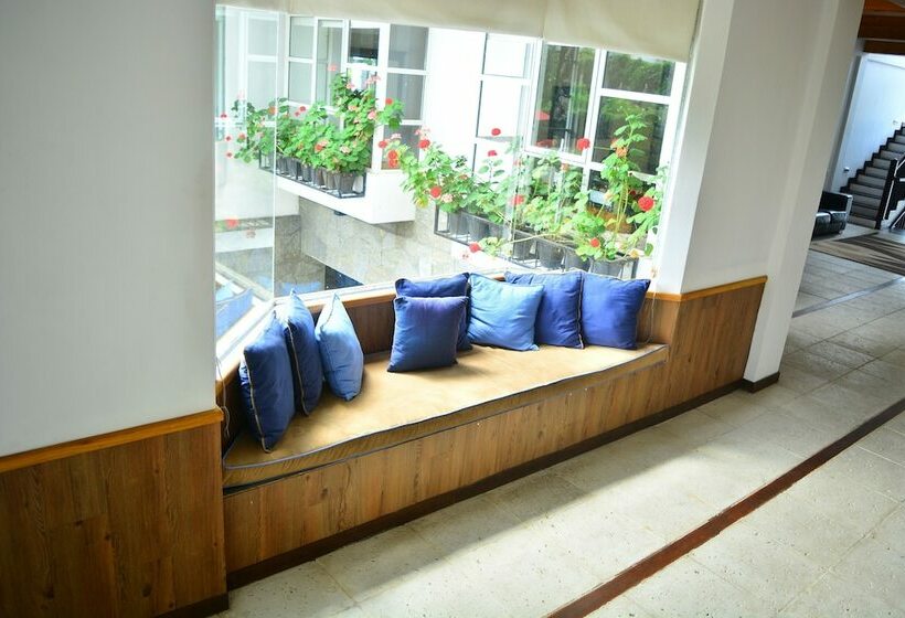 فندق Unique Cottages