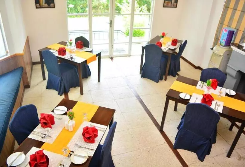 בית מלון כפרי Unique Cottages