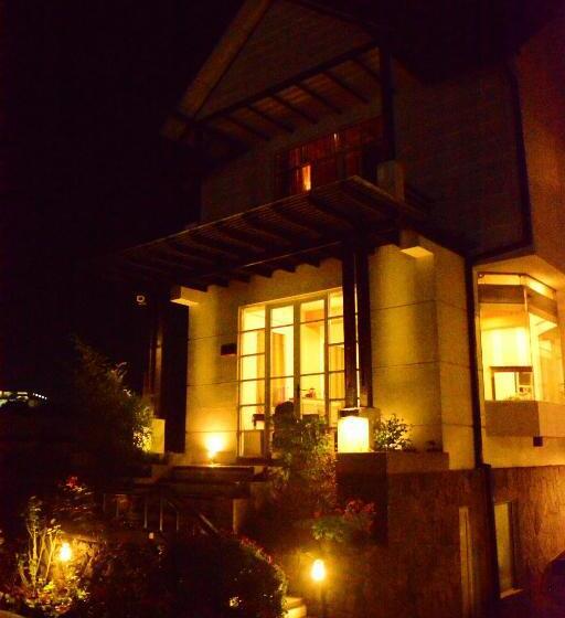 فندق Unique Cottages