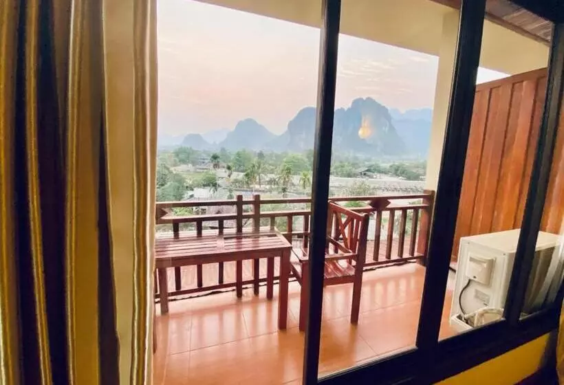 Vang Vieng Hana River View Hotel & Travel