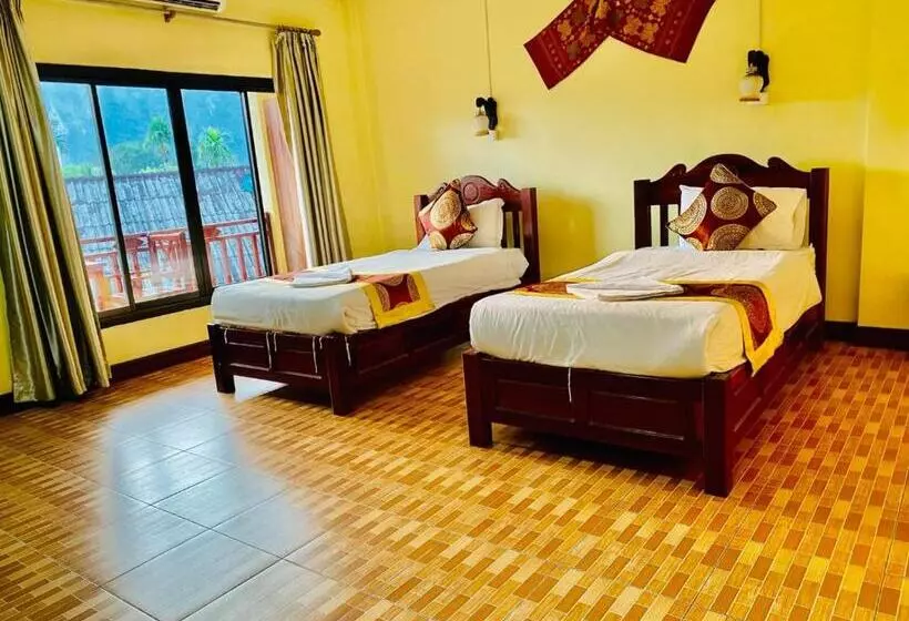 Vang Vieng Hana River View Hotel & Travel
