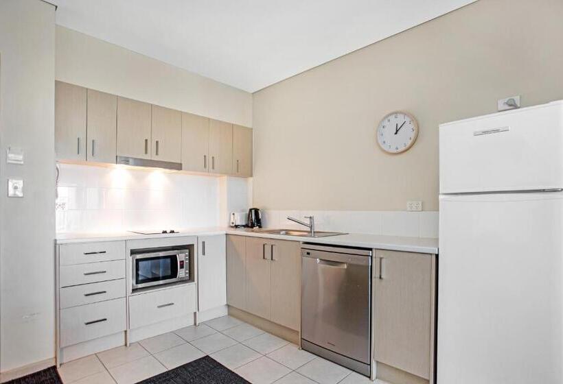 Hume Serviced Apartments