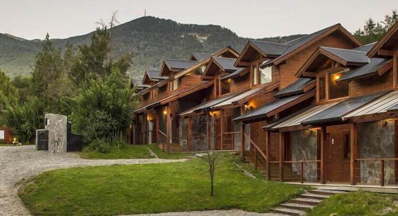 אתר נופש Arbolar, Casas De Montaña Piscina Climatizada