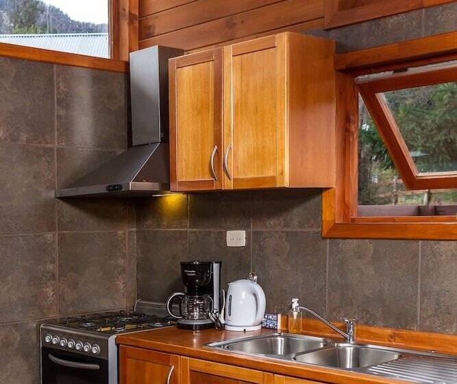 אתר נופש Arbolar, Casas De Montaña Piscina Climatizada