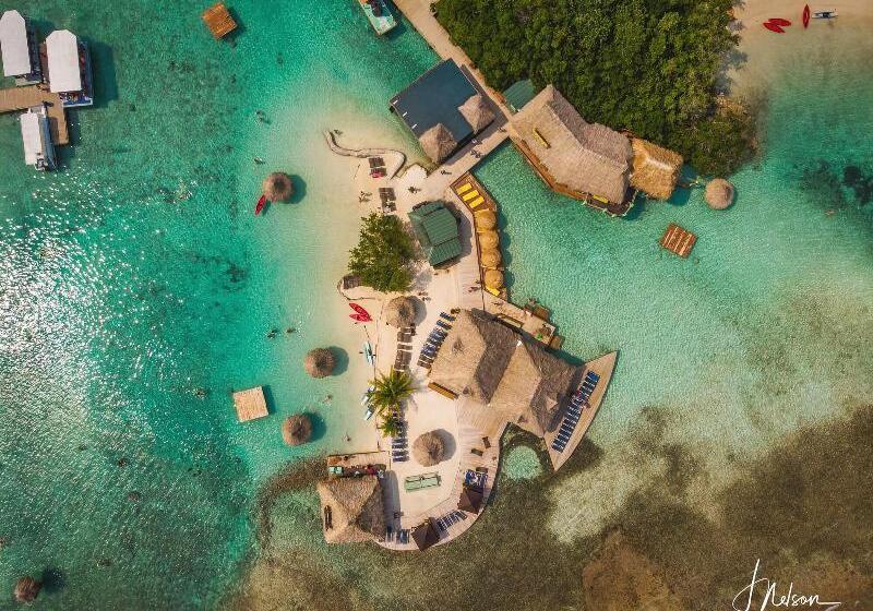 استراحتگاه Las Verandas Hotel & Villas