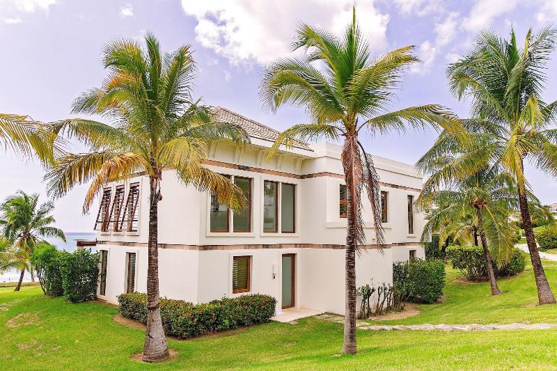 استراحتگاه Las Verandas Hotel & Villas