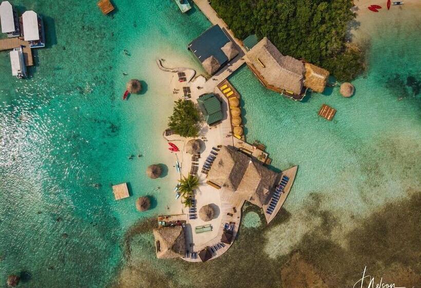 استراحتگاه Las Verandas Hotel & Villas