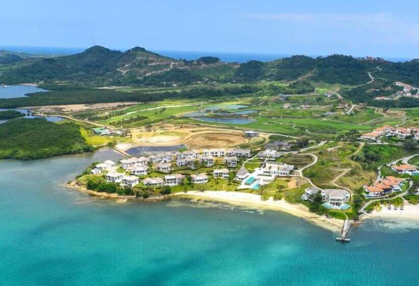 استراحتگاه Las Verandas Hotel & Villas