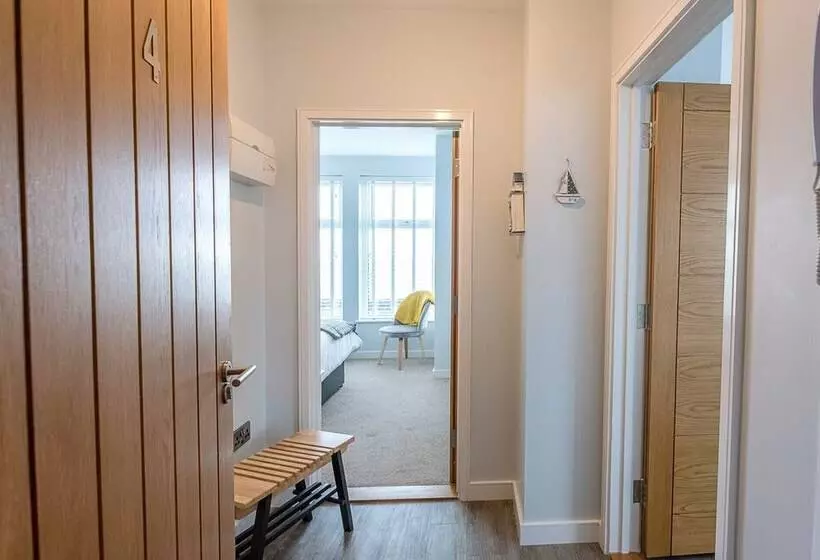 4 Buregate House, Felixstowe