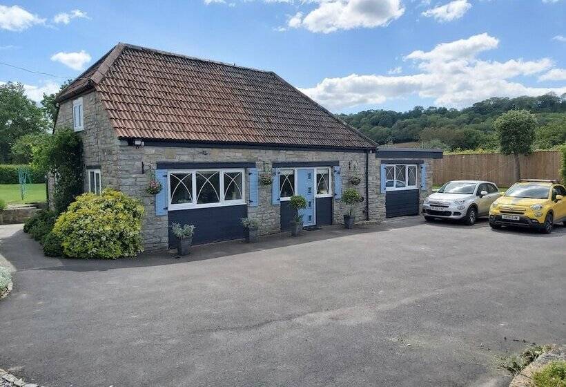 Bluebell House 5 Star Luxury 4 Bdrms And Hot Tub