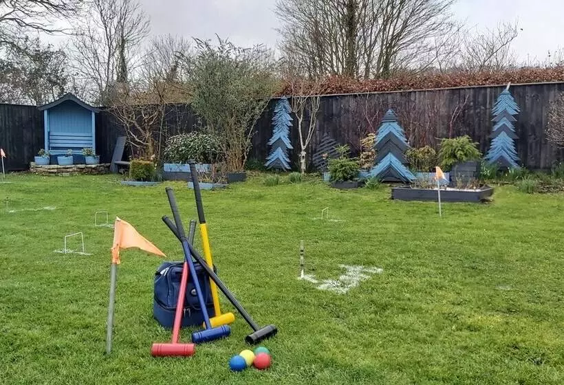 Bluebell House 5 Star Luxury 4 Bdrms And Hot Tub