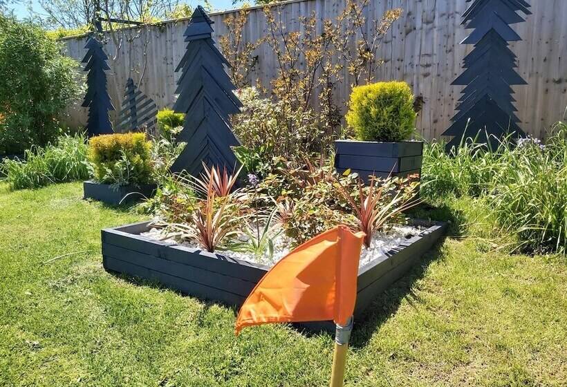 Bluebell House 5 Star Luxury 4 Bdrms And Hot Tub