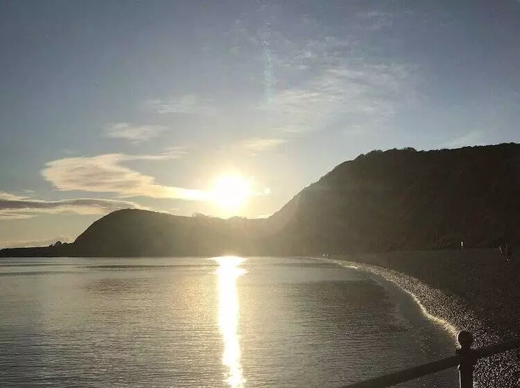 Charming Gnome Cottage, In Devon Near Sidmouth