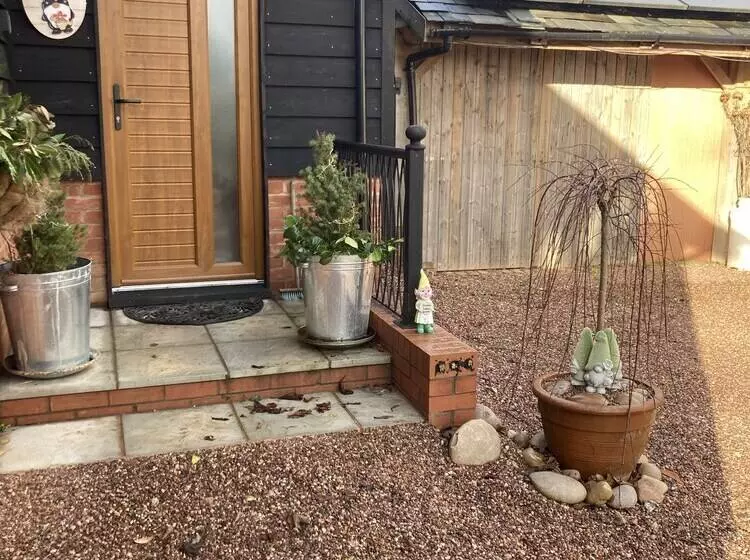 Charming Gnome Cottage, In Devon Near Sidmouth