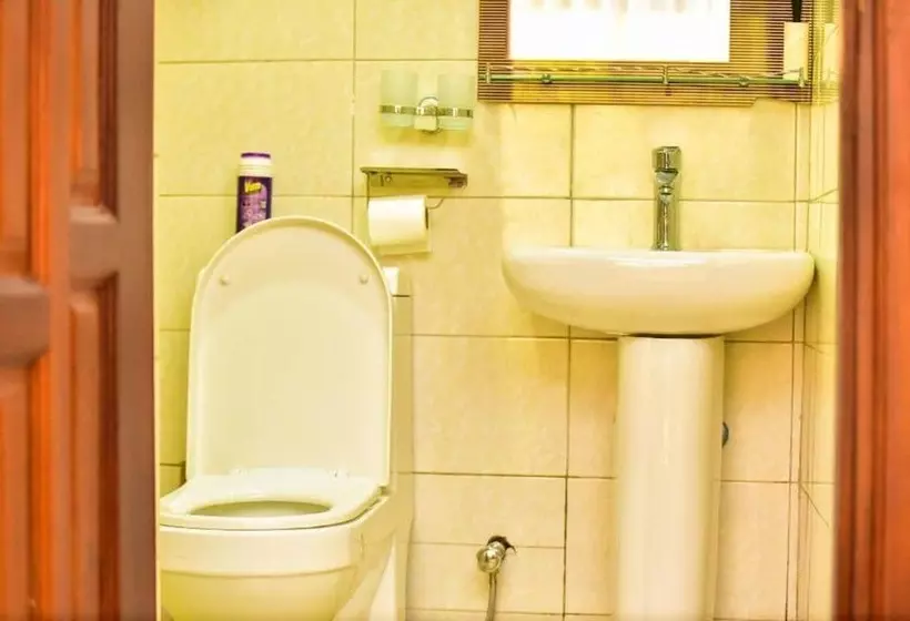 Four Vins Hotel & Apartments