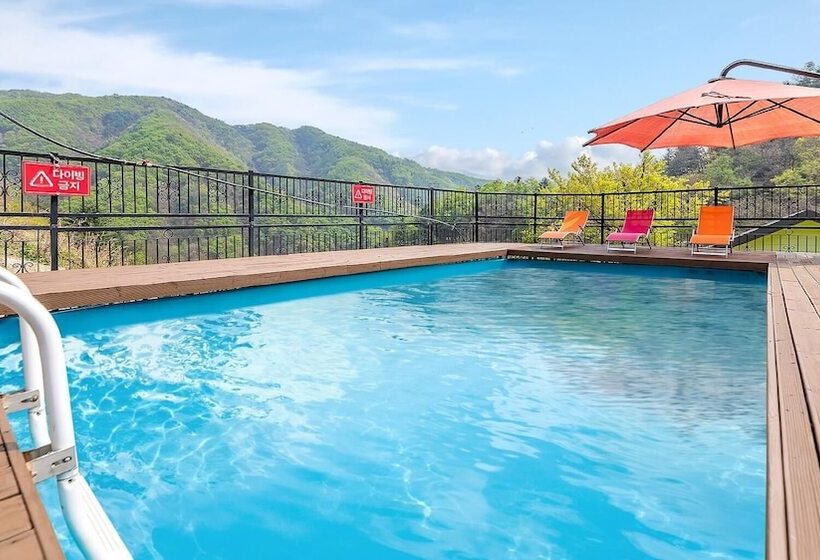 Gapyeong Maronie Spa Pension