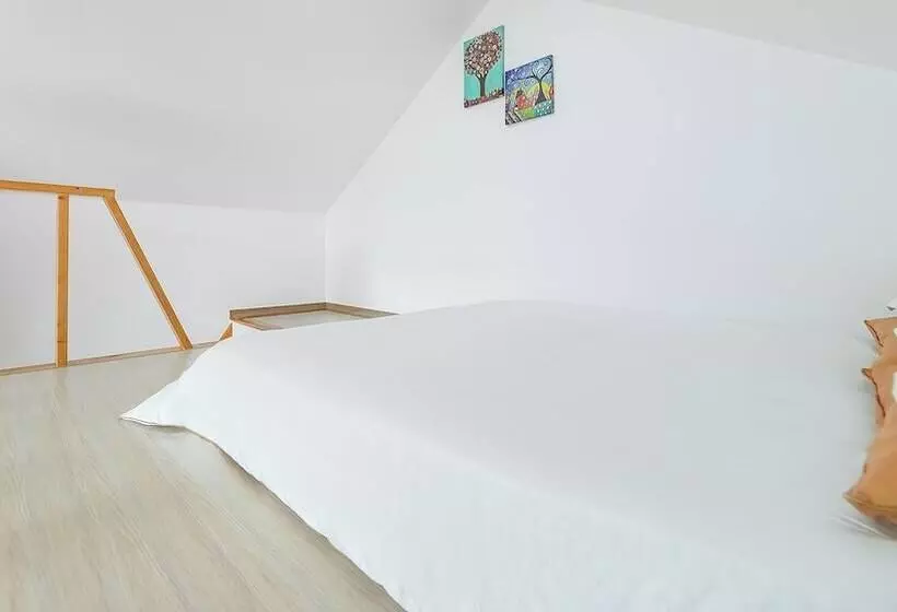 Gapyeong Maronie Spa Pension