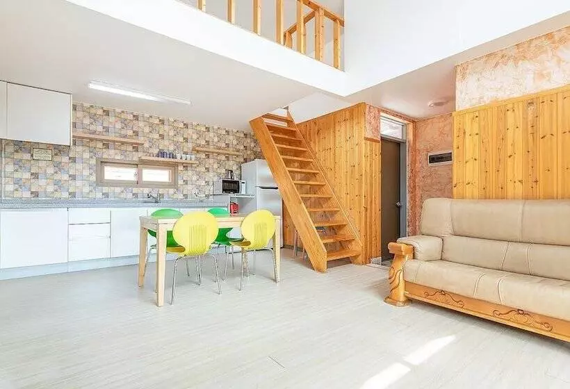 Gapyeong Maronie Spa Pension