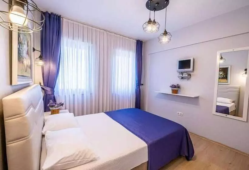 Heredot Otel