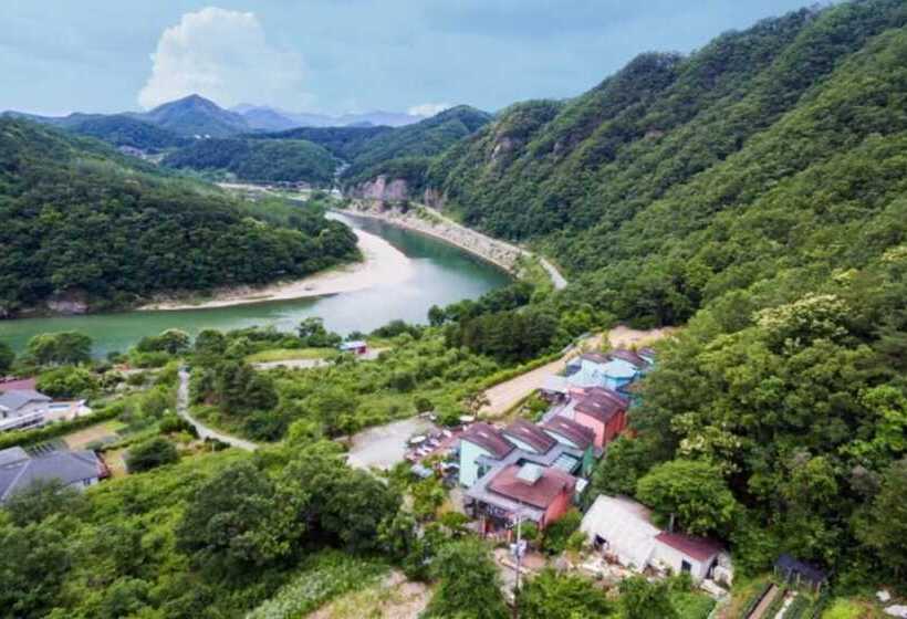 Hongcheon La Stella Pension
