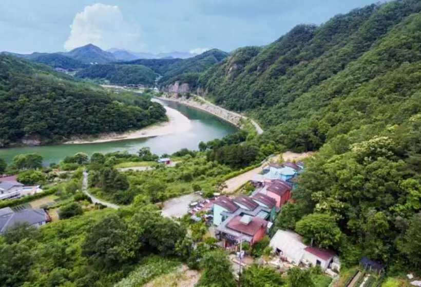 Hongcheon La Stella Pension