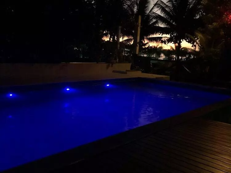 簡易ホテル Sina Residencial