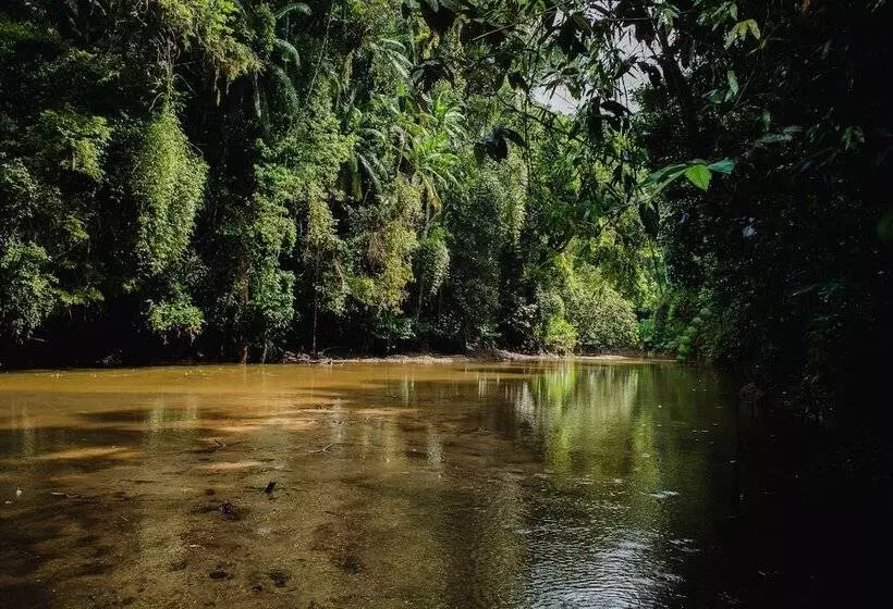 Hotelli Amadamata Refúgio Ecológico