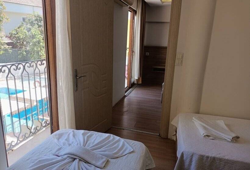 هتل Barlas Fethiye