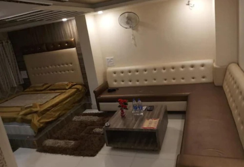 호텔 Goroomgo Maitri Hostel Bhilai