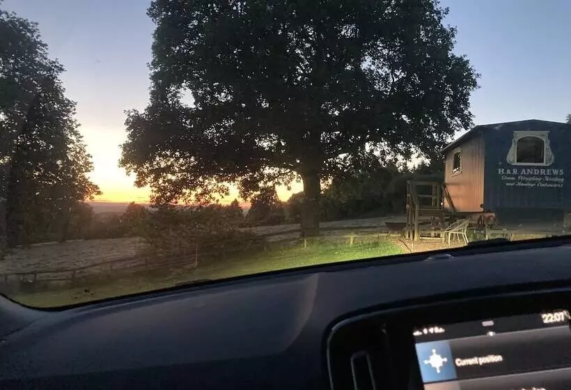 Hotelli Original Roadsmans Wagon, With Breathtaking Views