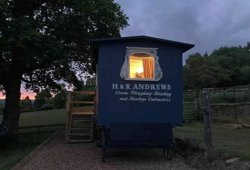 Hotelli Original Roadsmans Wagon, With Breathtaking Views