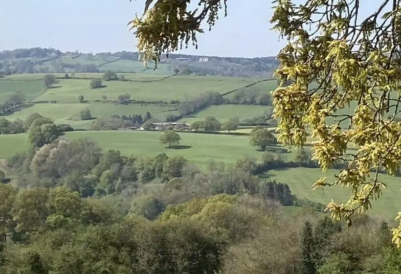 Hotelli Original Roadsmans Wagon, With Breathtaking Views