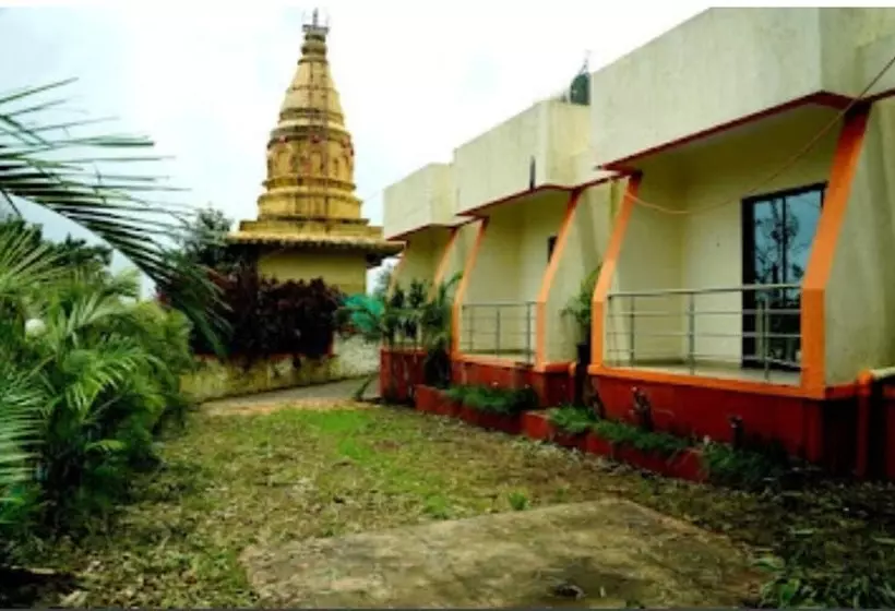 ホテル Surabhi Hill View