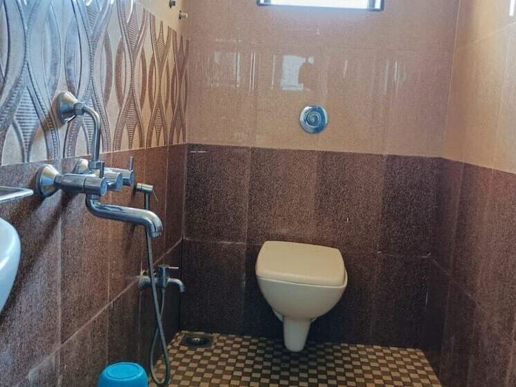 Отель Surabhi Hill View