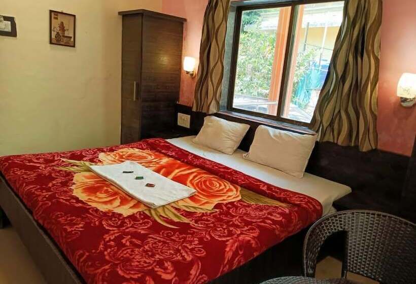 Отель Surabhi Hill View