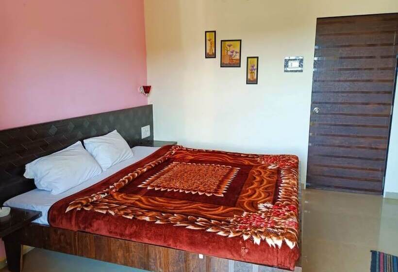 Отель Surabhi Hill View