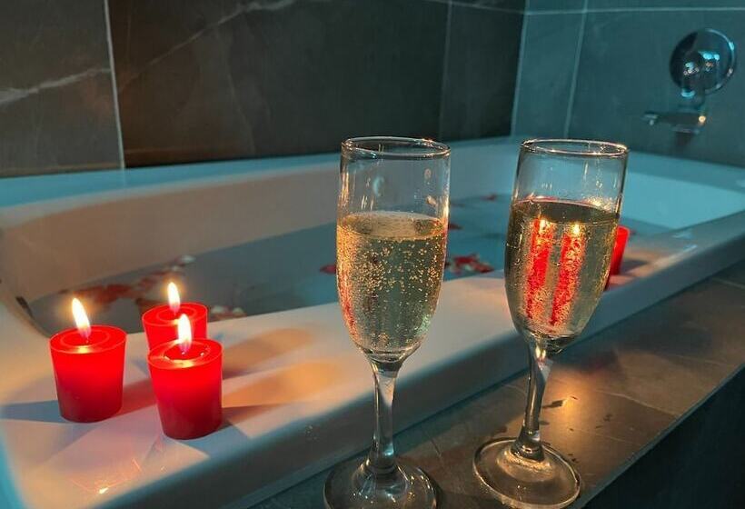 Отель Tonall Inn