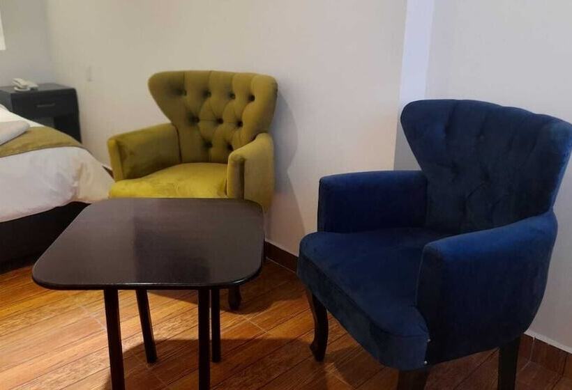 Отель Tonall Inn