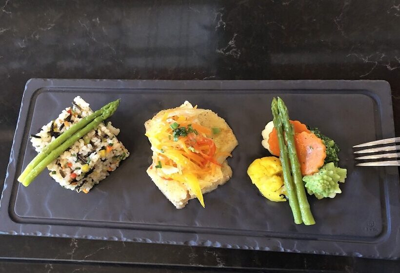 בית מלון כפרי Woodstone Manor Inc