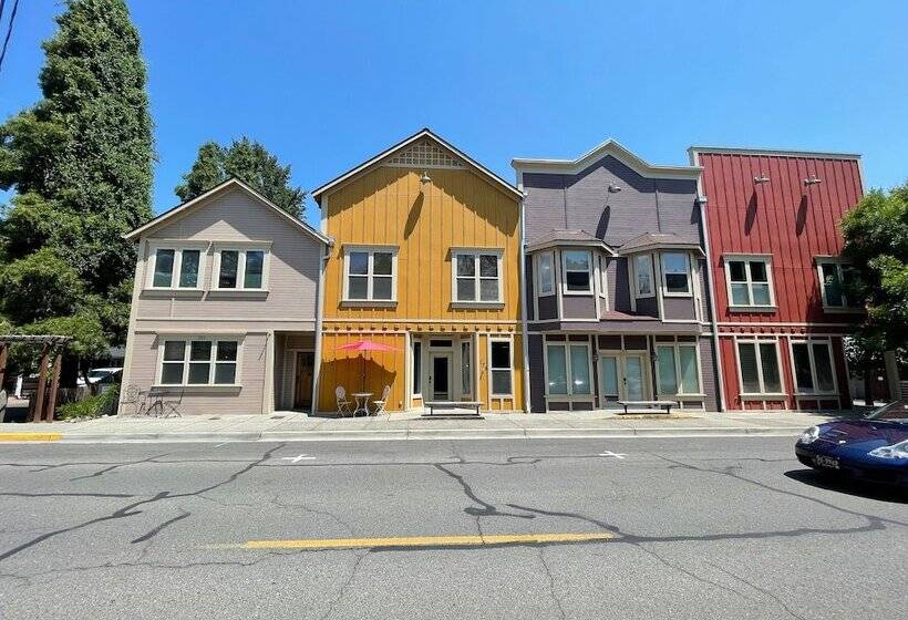 Jacksonville Towne Square