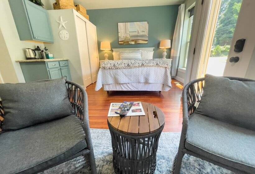 Jacksonville Towne Square